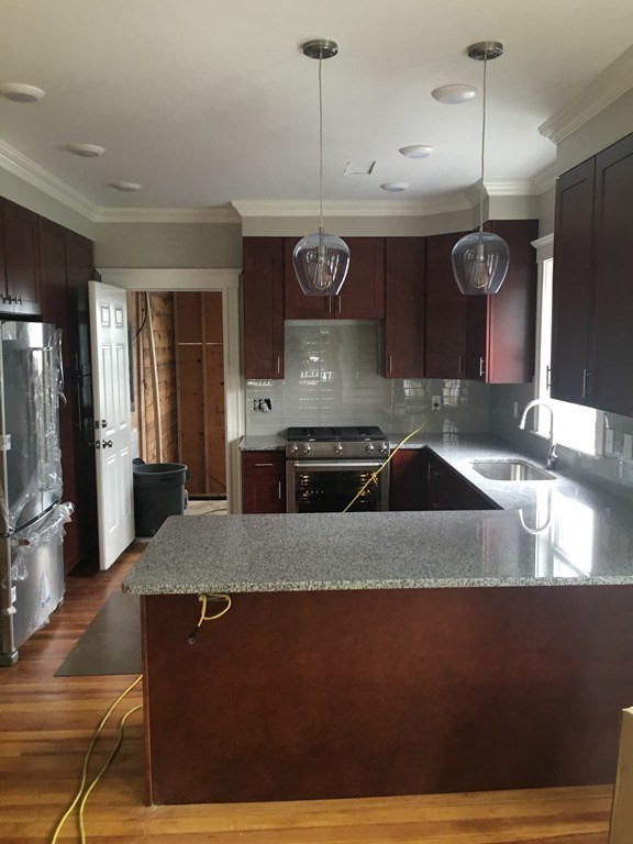 97 Lexington St #2, Watertown, MA Photo #2