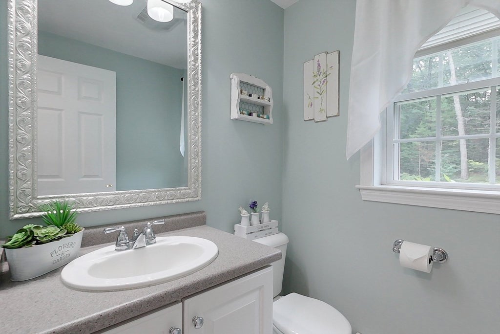 15 Hillside Dr, Townsend, MA, 15 Hillside Dr, Townsend, MA Photo #15