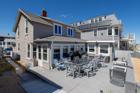 Photo of 29 Commonwealth Avenue, Salisbury, MA 01950 (MLS # 73511677)