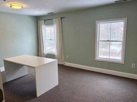 38 Park St Medfield MA 02052