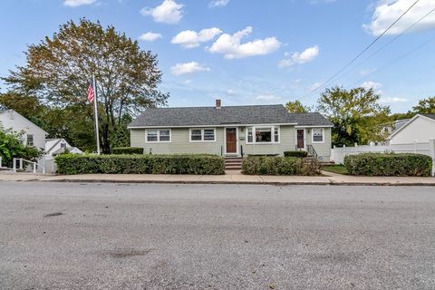 4 Bourque St Lawrence MA 01843