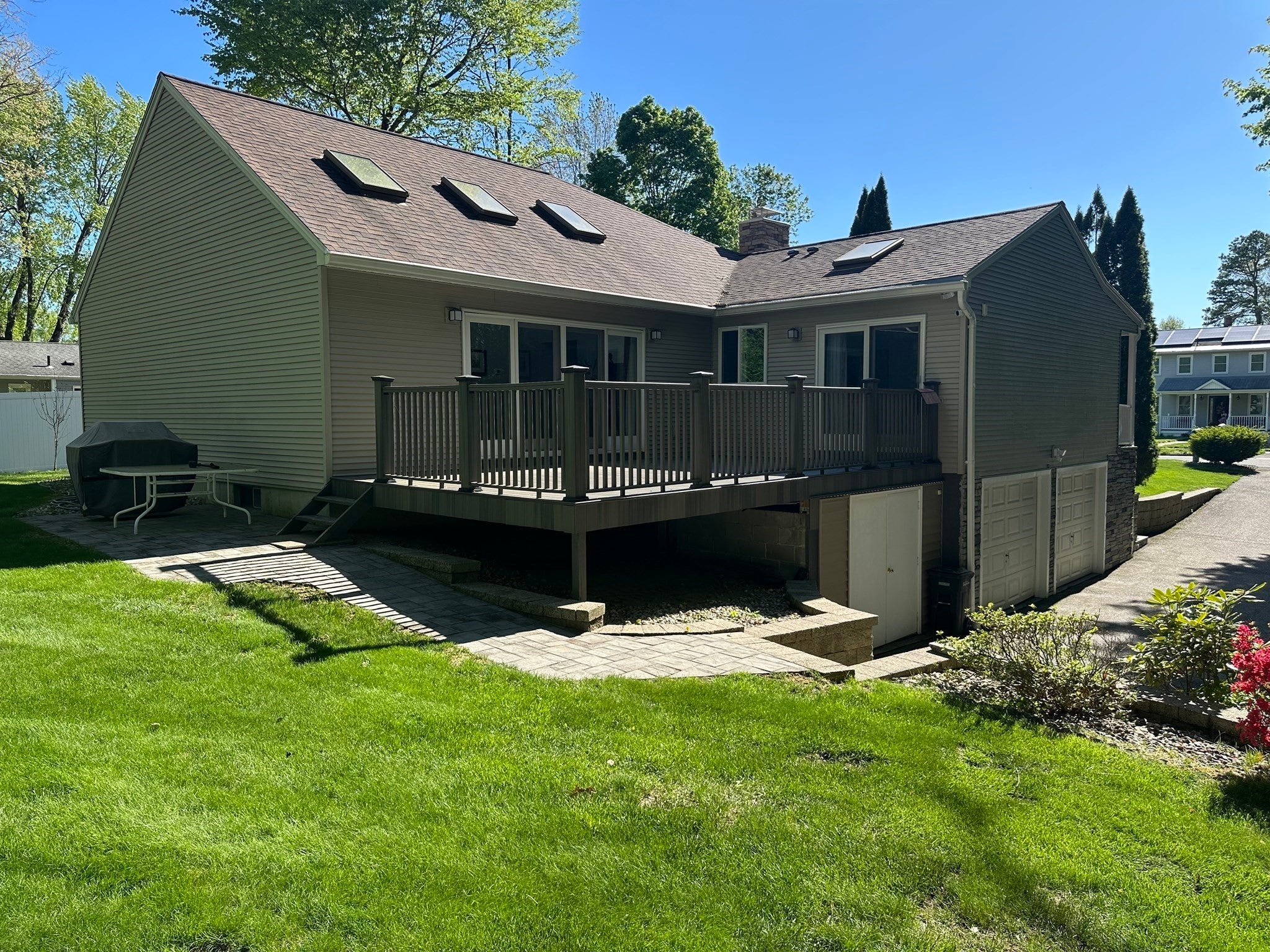 17 Pioneer Drive