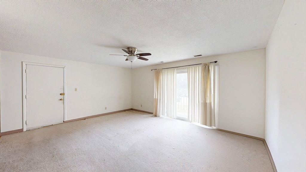 114 Oak Ln 7