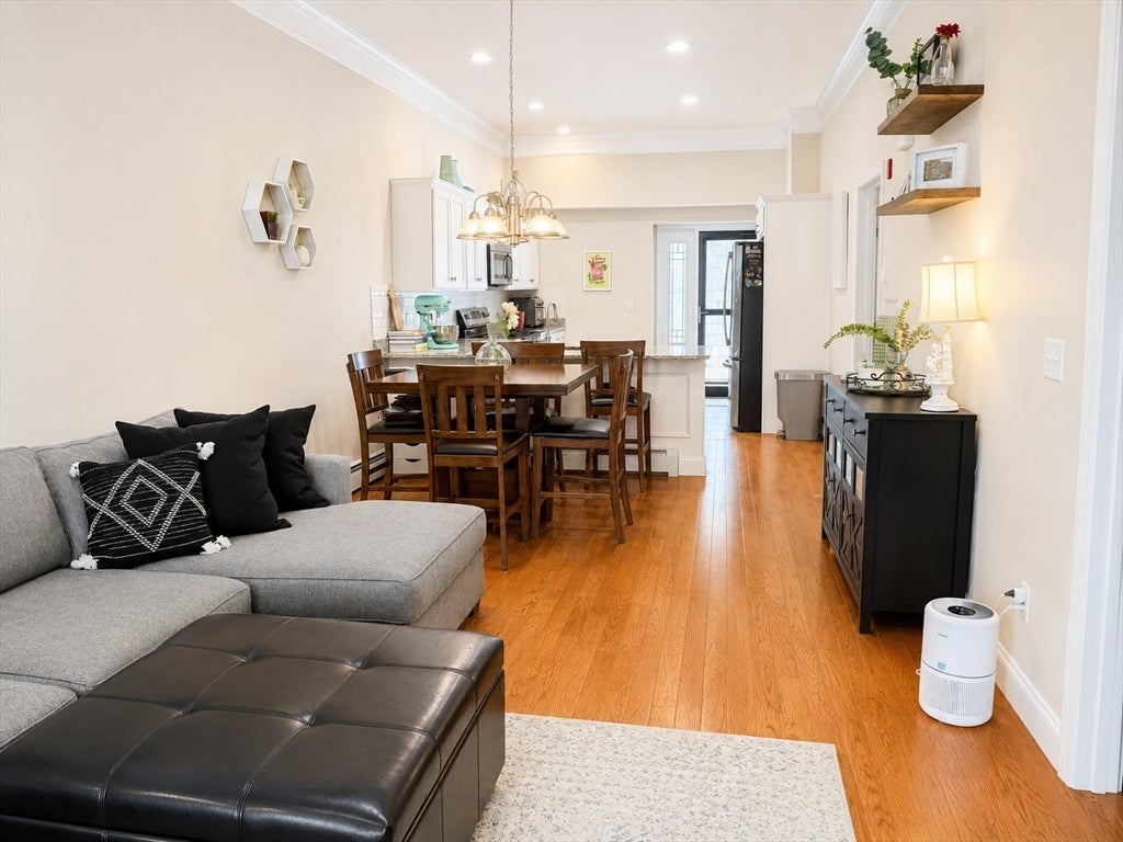 445 Berlin St 7