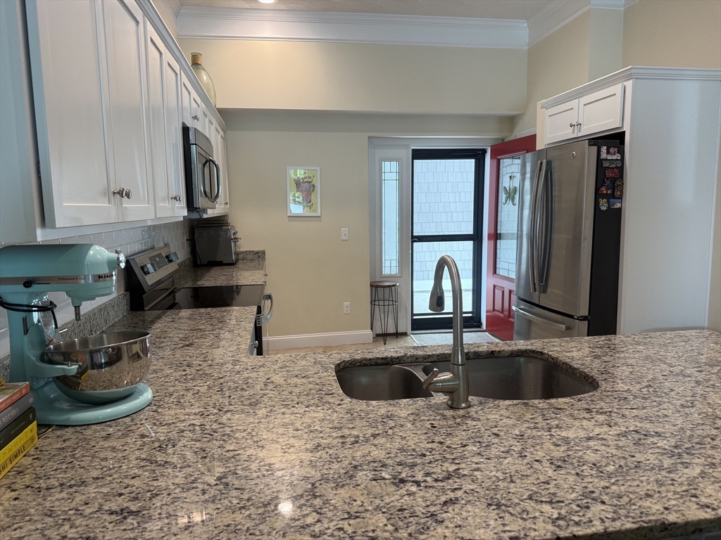 445 Berlin St 7