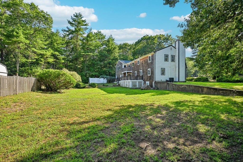 6 Susan Cir