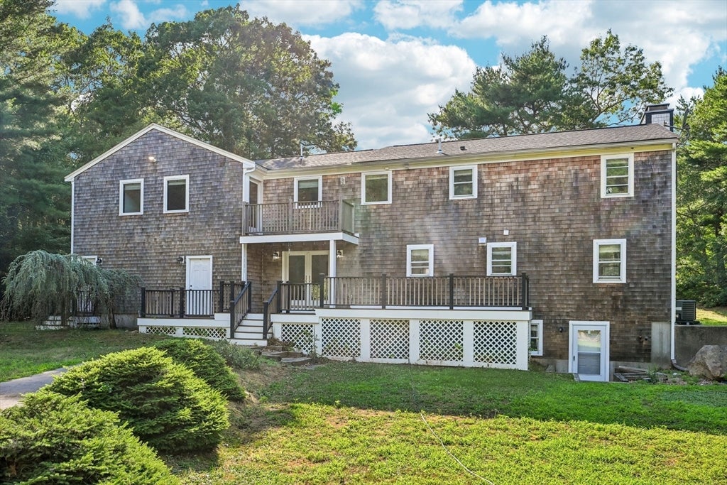 6 Susan Cir