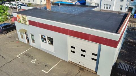 512 St. James Avenue Springfield MA 01109