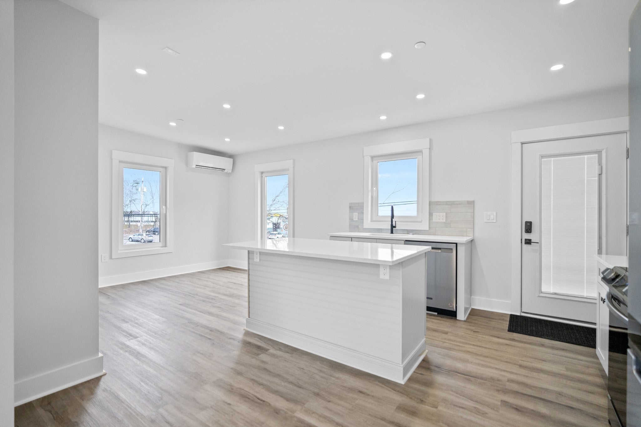 6 Garfield AVE #5, Revere, MA, 6 Garfield AVE #5, Revere, MA Photo #3