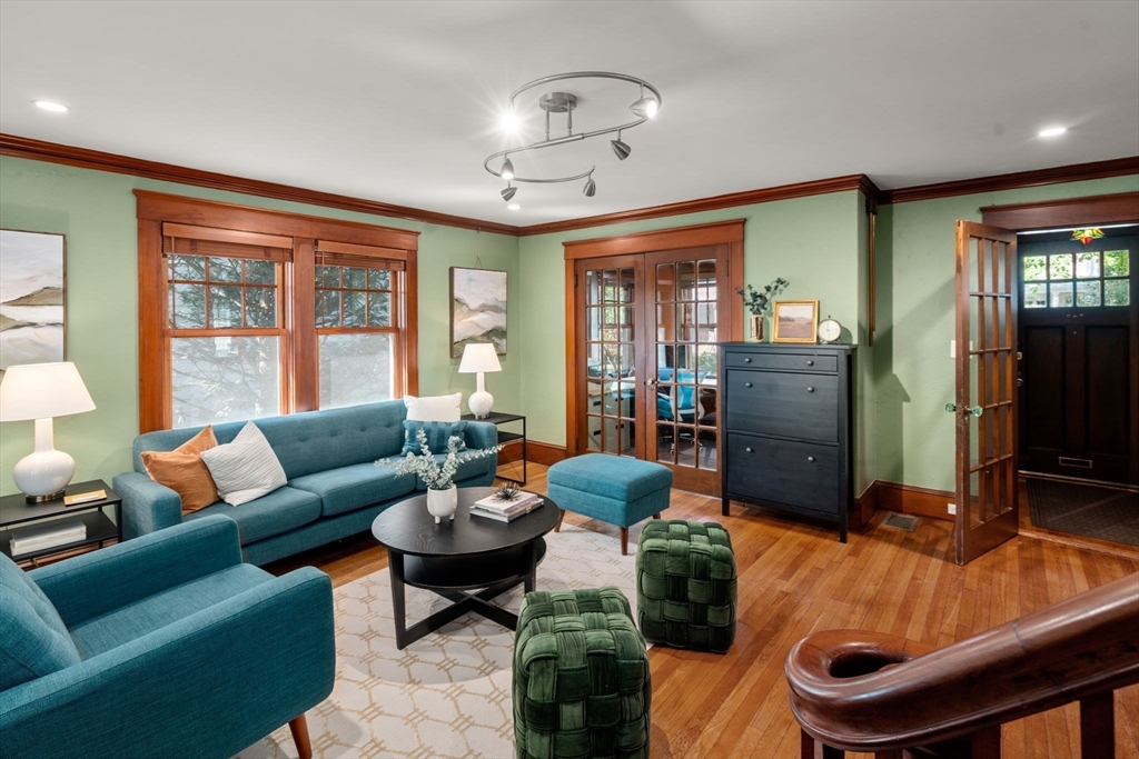 42 Aberdeen St, Newton, MA, 42 Aberdeen St, Newton, MA Photo #4