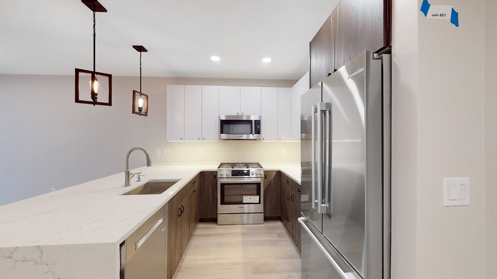 440 East Eighth Street 302