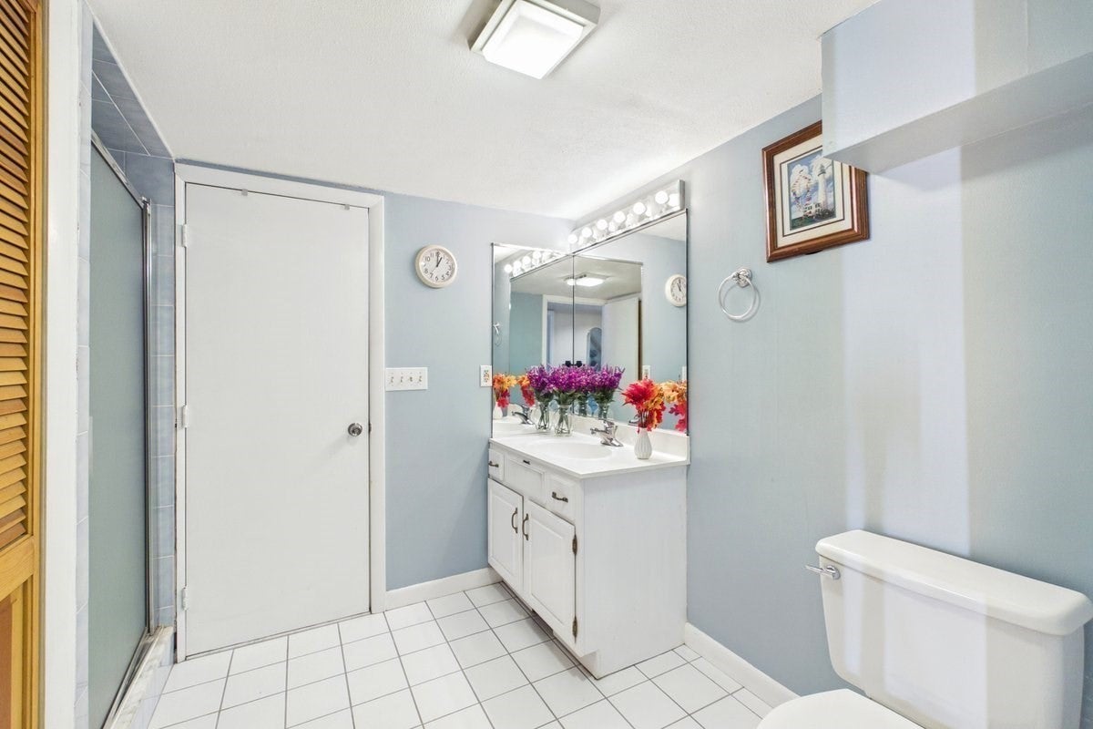 25 Oakview Cir, Medway, MA Photo #28