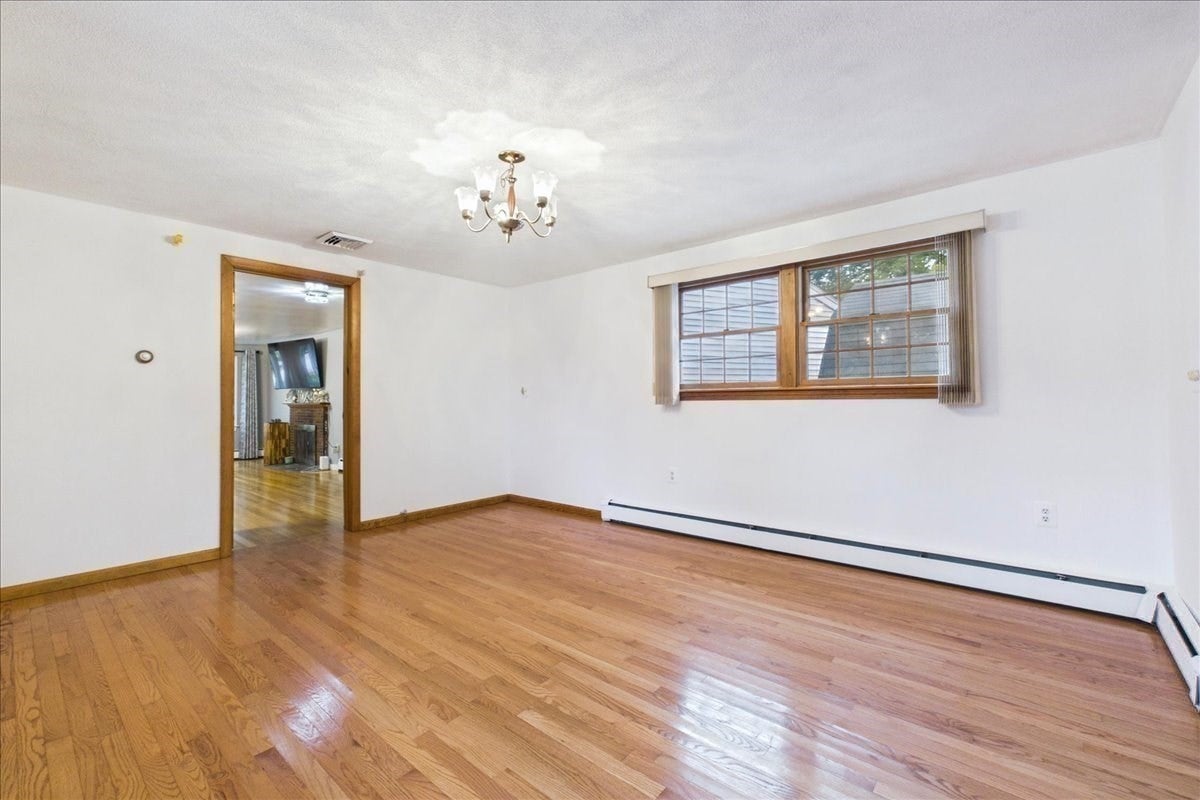25 Oakview Cir, Medway, MA Photo #18
