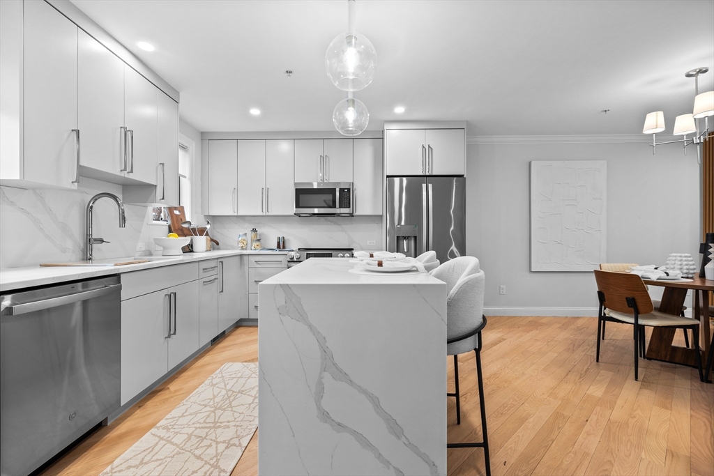 77 Waverley Avenue 77A