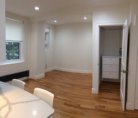 65 Burbank Street 9