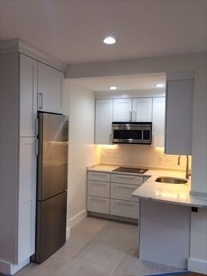 65 Burbank Street 9