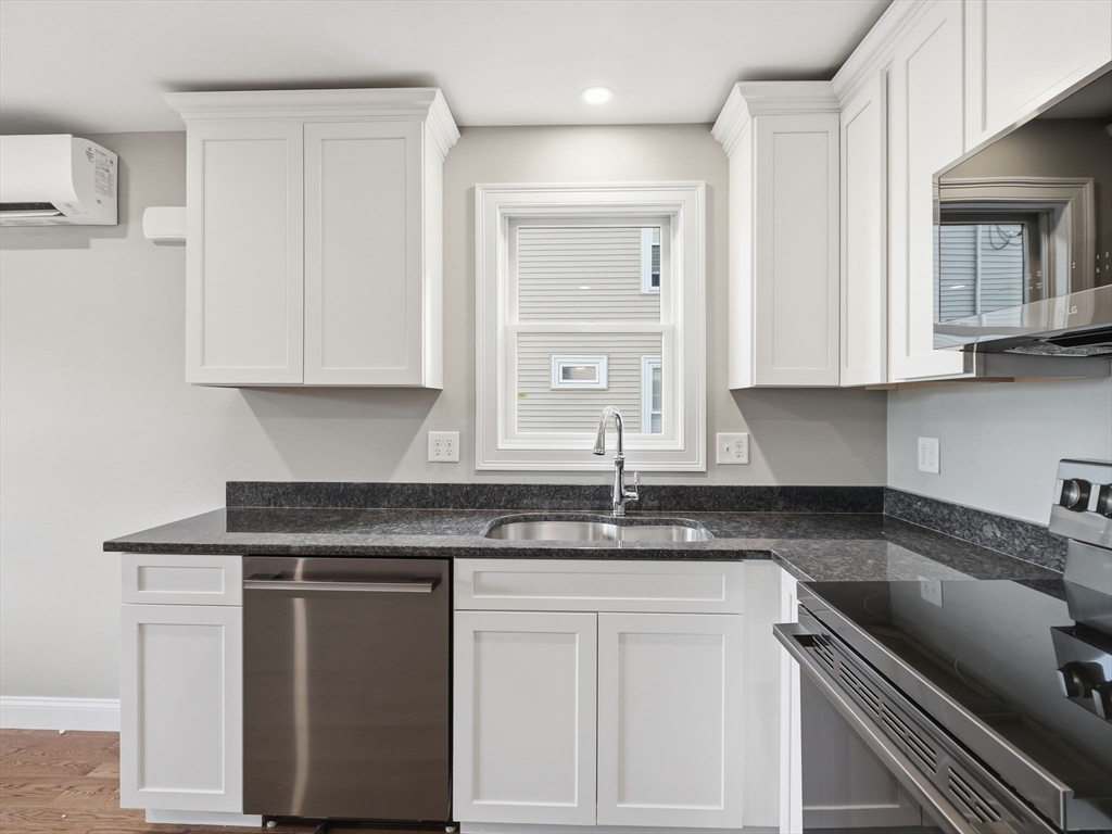 477 Washington Street 477