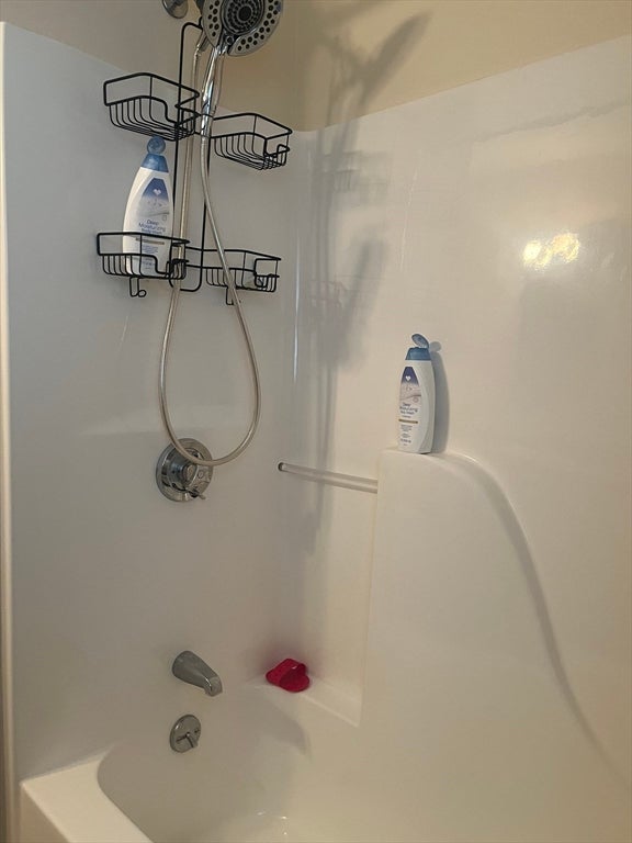 207 Silverwood DR #2, Taunton, MA Photo #7