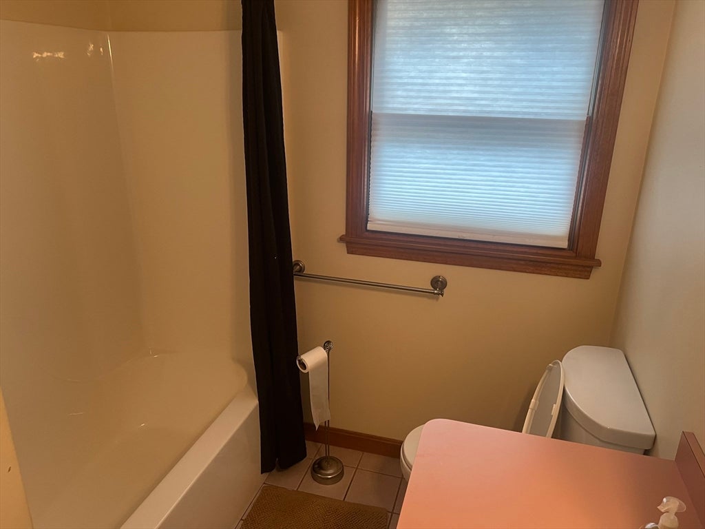 207 Silverwood DR #2, Taunton, MA Photo #8