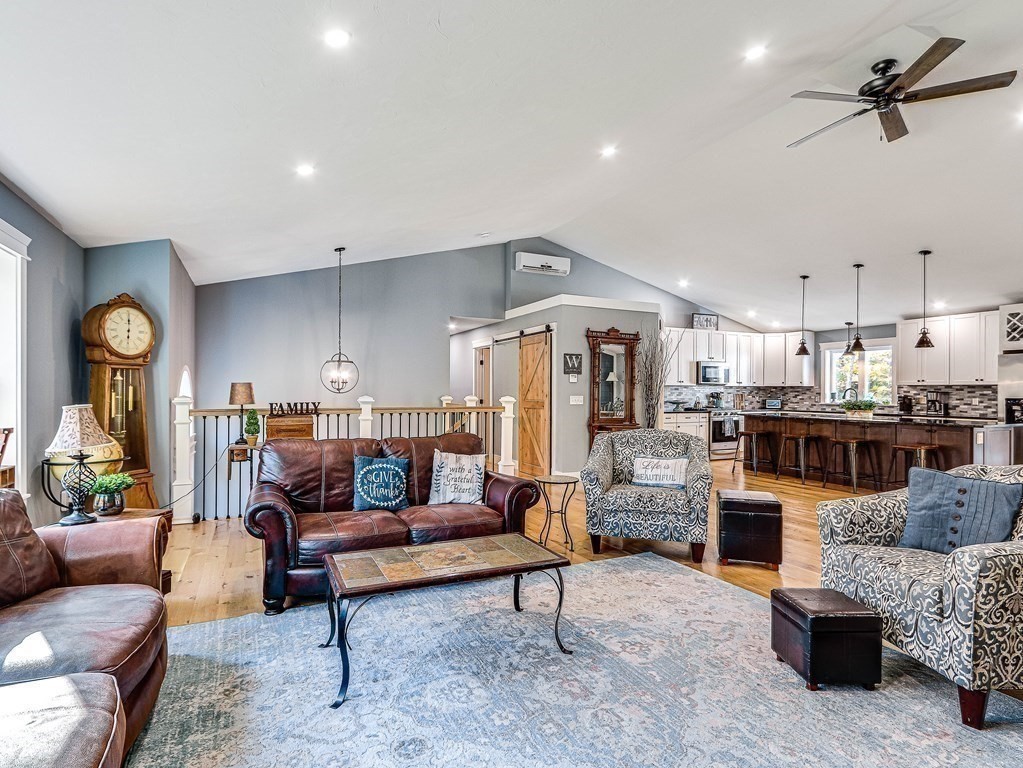 61 Lancaster Rd