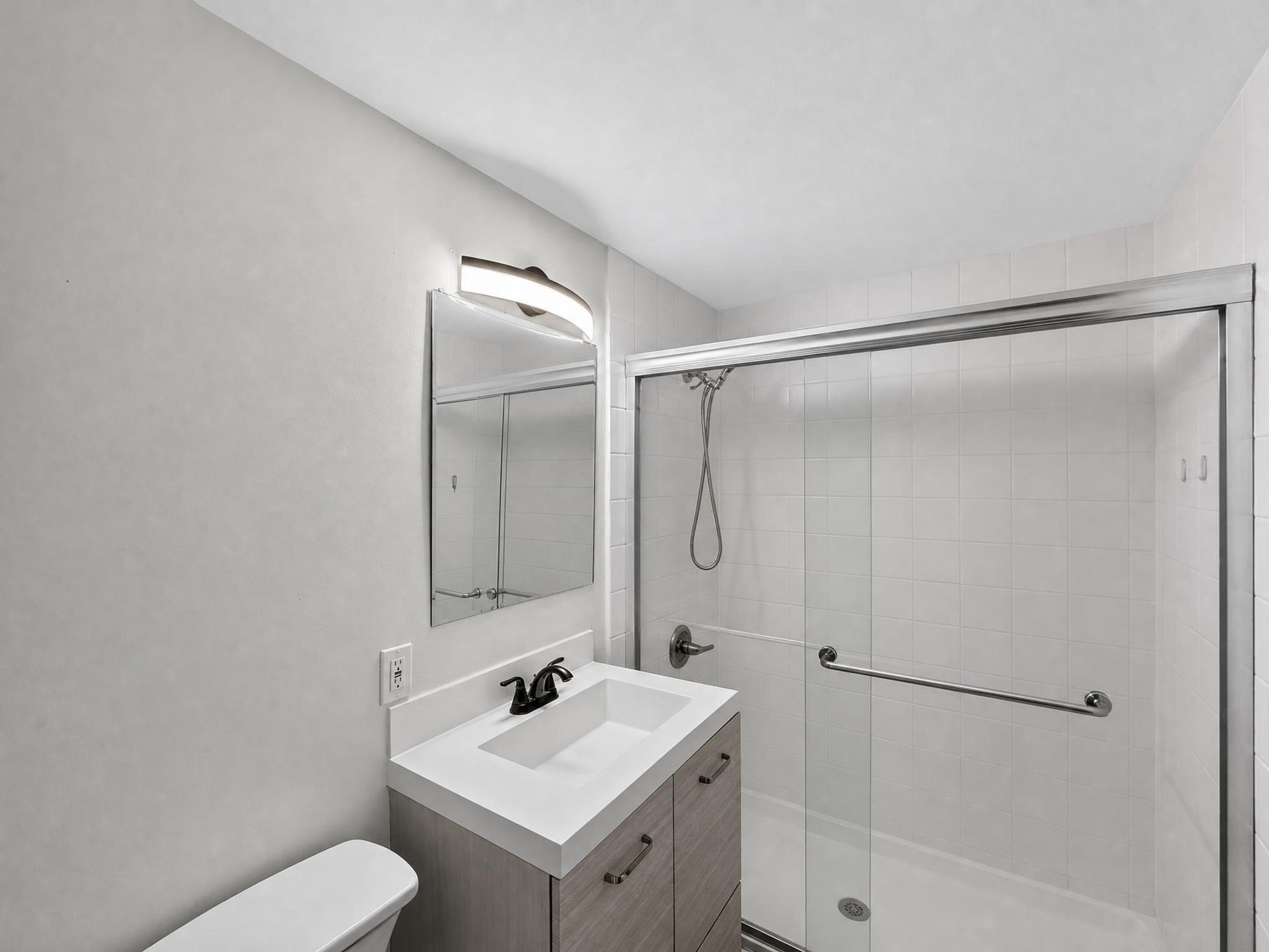 100 Grand View Ave #7B, Quincy, MA Photo #17