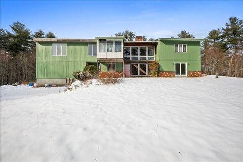 59 Linden St Boylston MA 01505