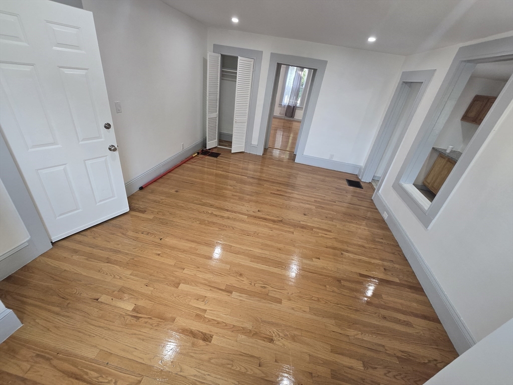 67 Maynard St 1