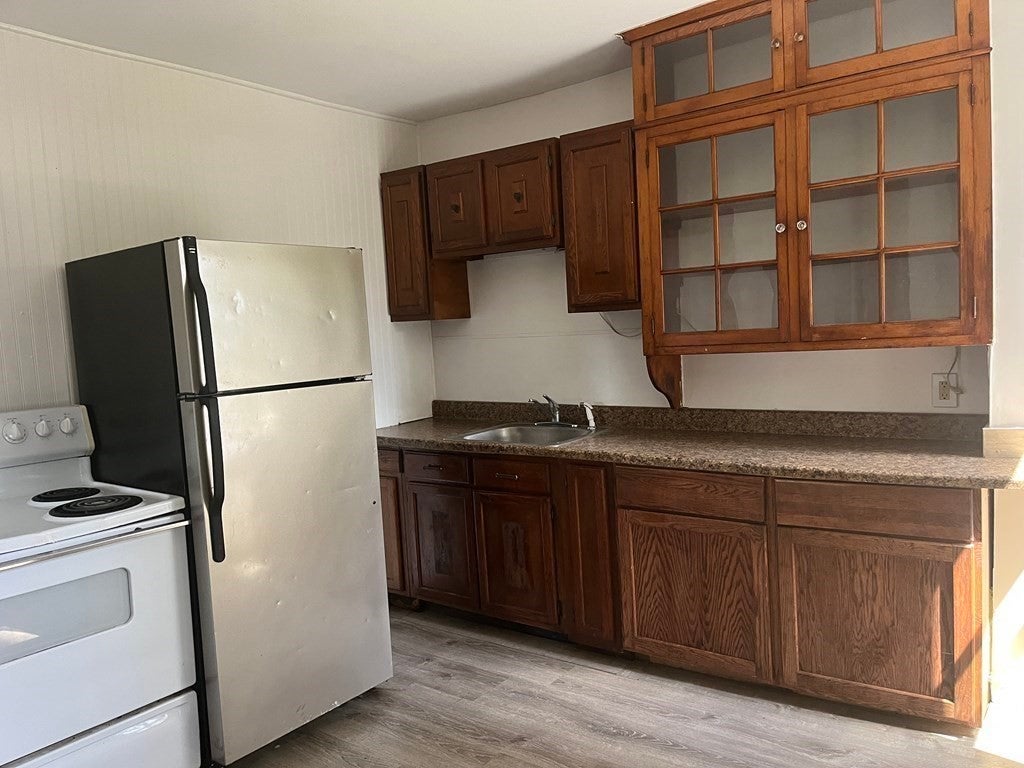 56-58 Devens St, Greenfield, MA, 56-58 Devens St, Greenfield, MA Photo #20