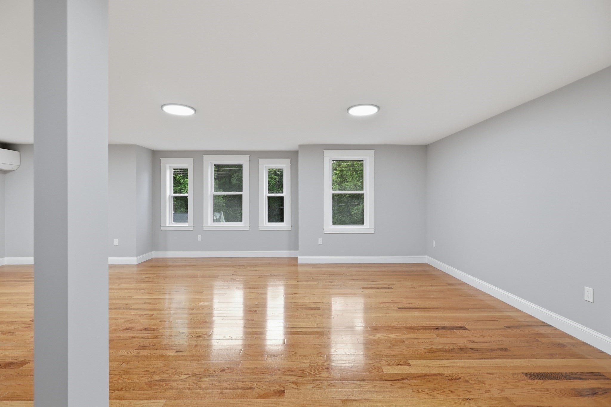 33 Milford St, Upton, MA Photo #10