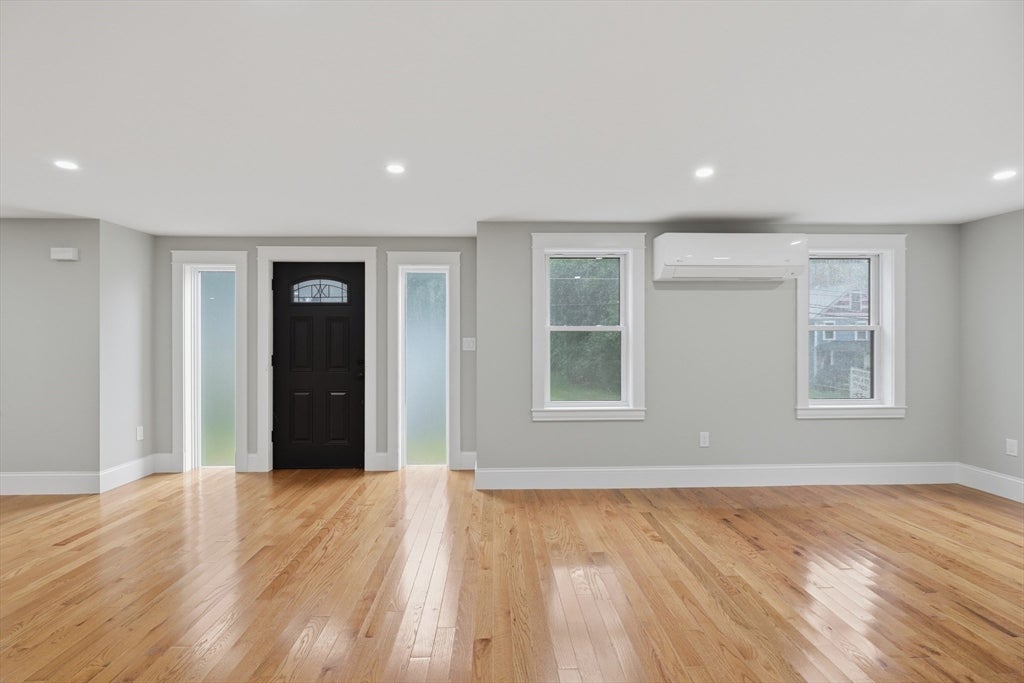 33 Milford St, Upton, MA, 33 Milford St, Upton, MA Photo #7
