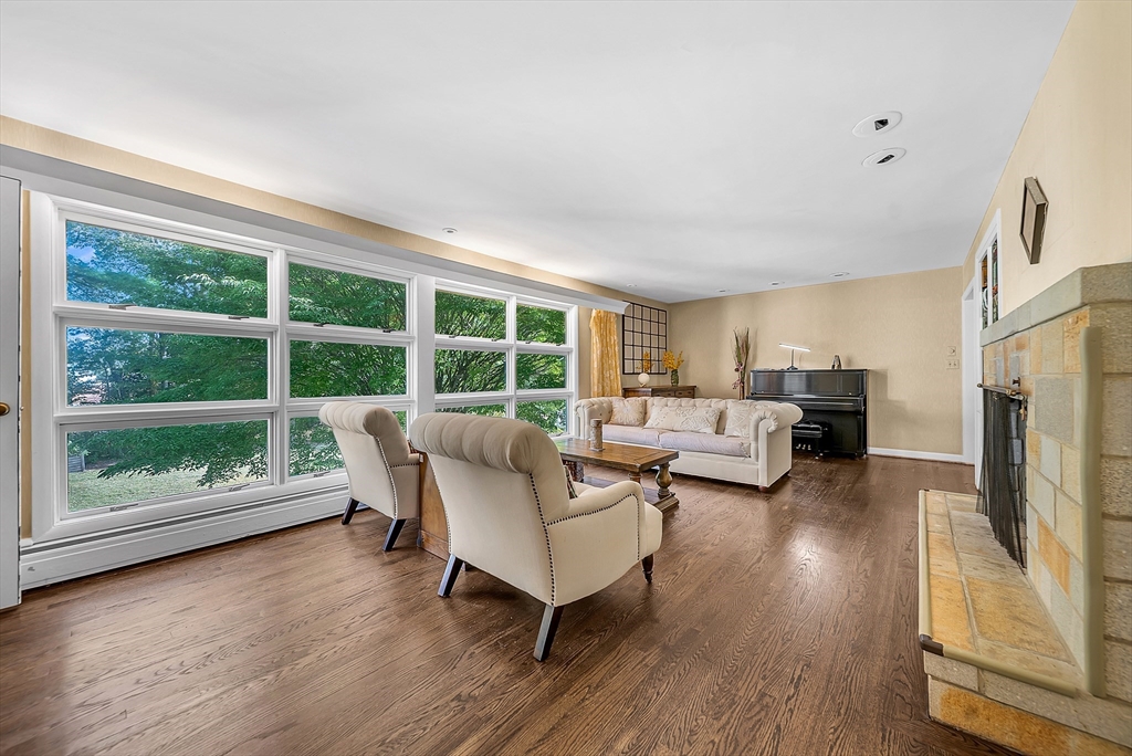 69 High Plain Rd