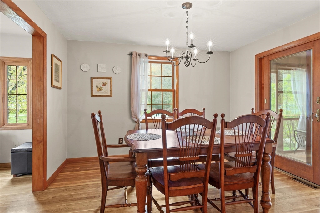 48 Beatrice Ln, Holliston, MA Photo #11