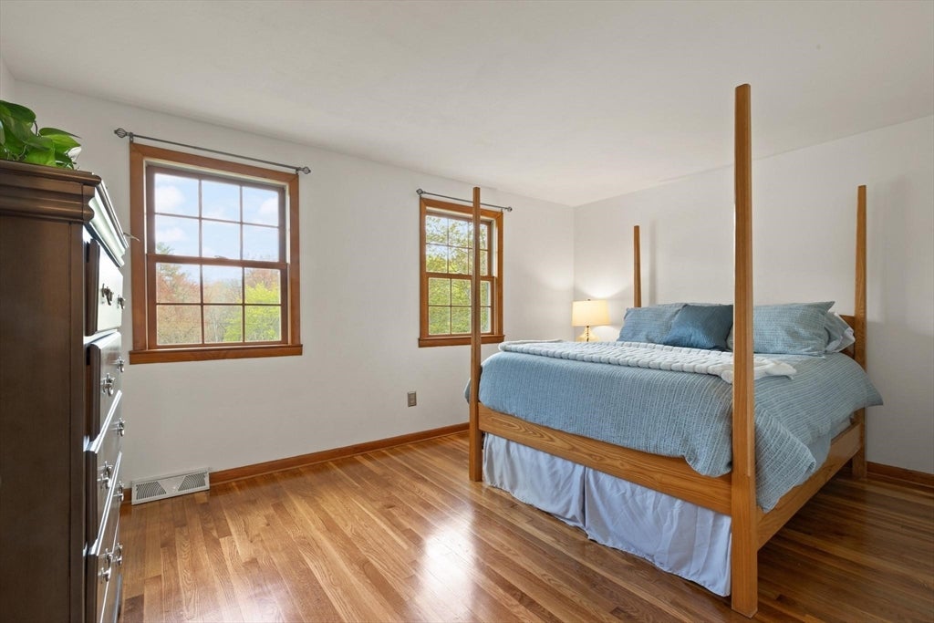 48 Beatrice Ln, Holliston, MA Photo #21