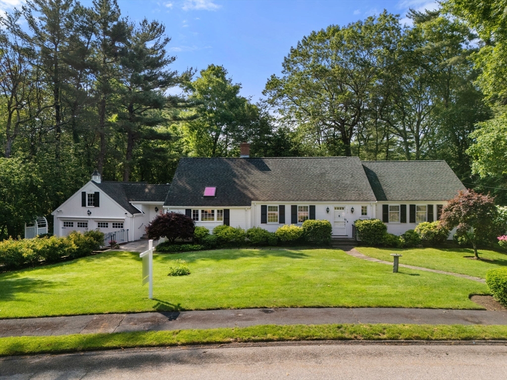73 Greylock Rd