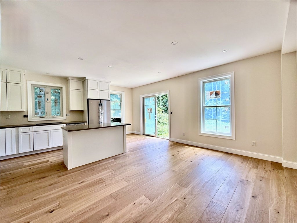 94 Lyman Rd B