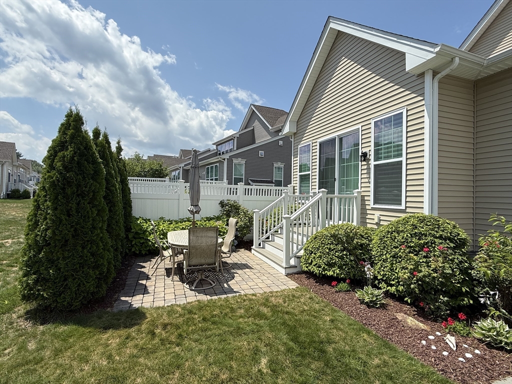 22 Henry Way 22