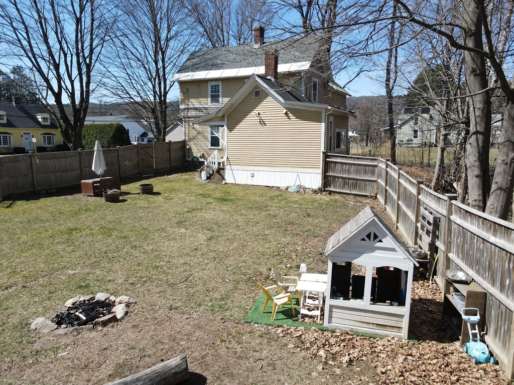 107 Shelburne Rd