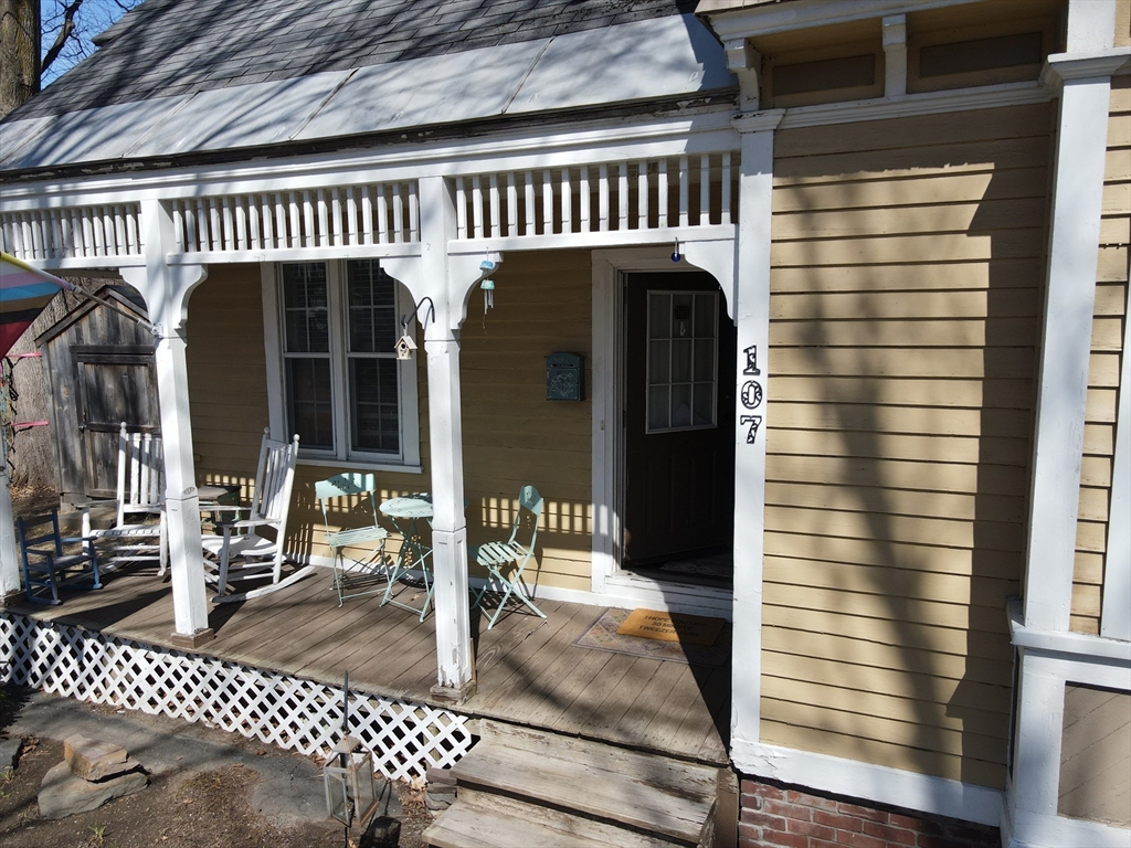 107 Shelburne Rd