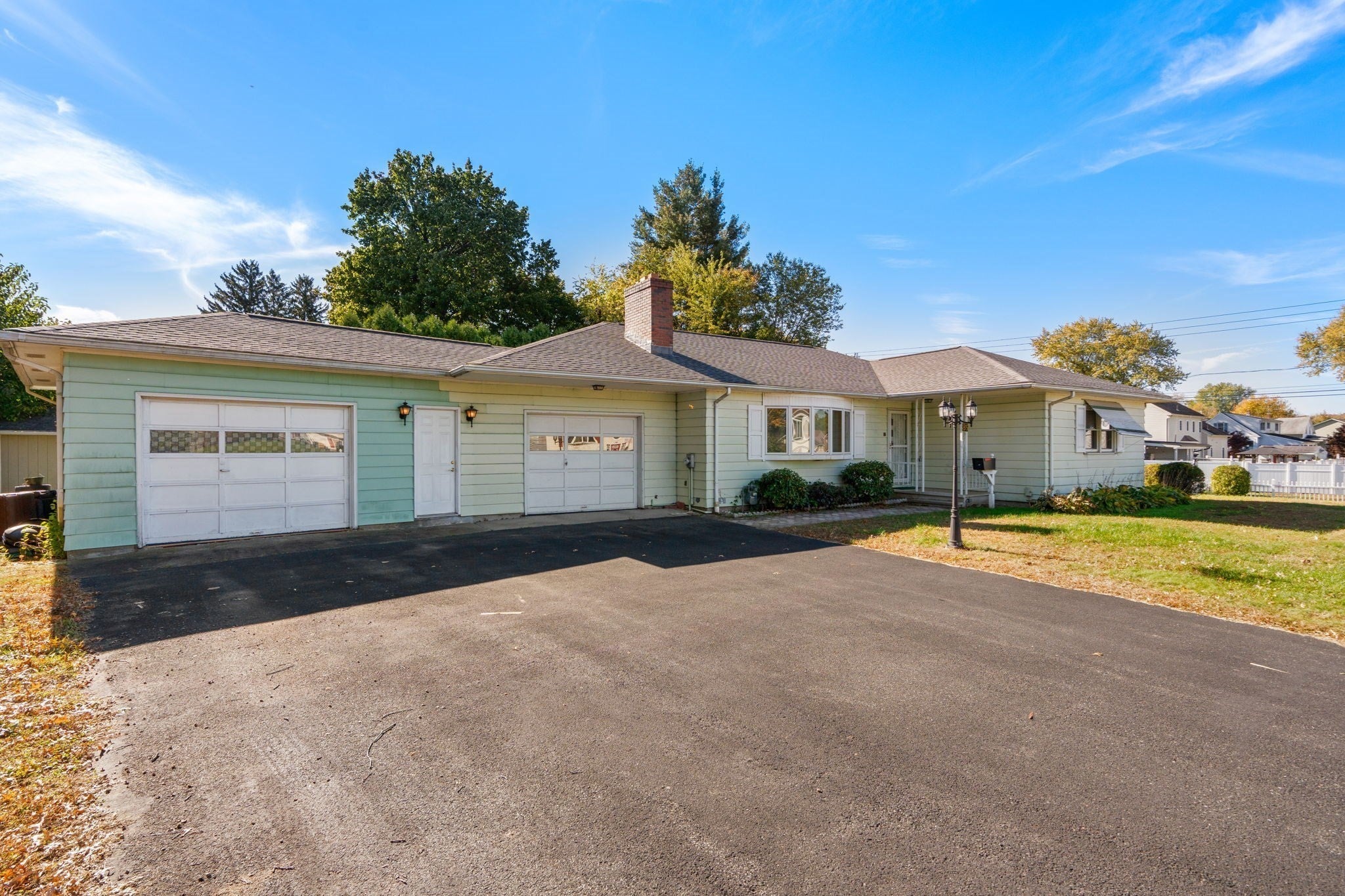 89 Arthur Street, Chicopee, MA Photo #2
