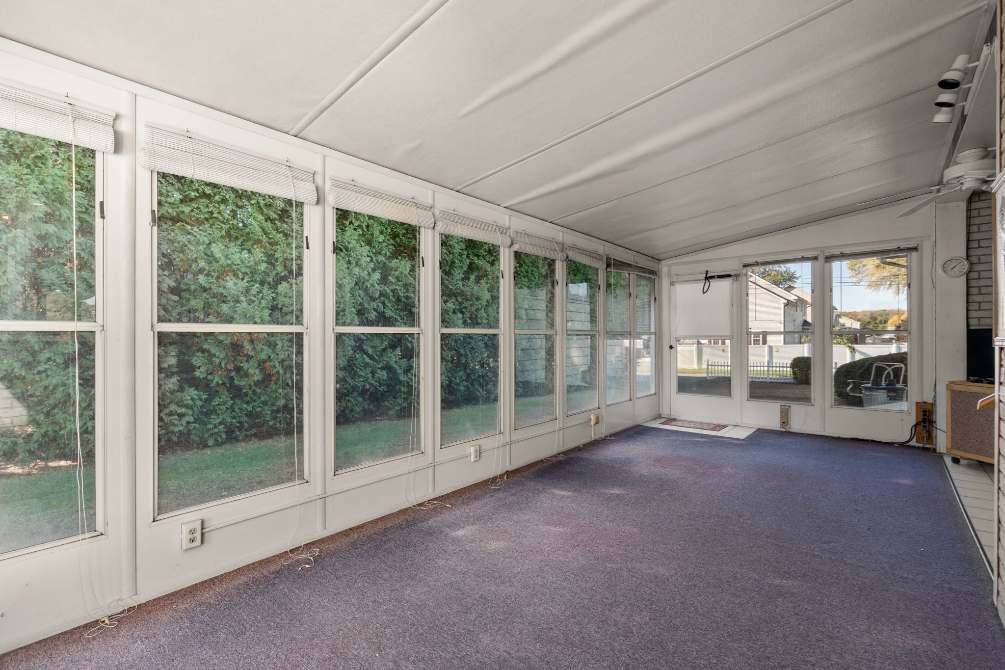 89 Arthur Street, Chicopee, MA Photo #27