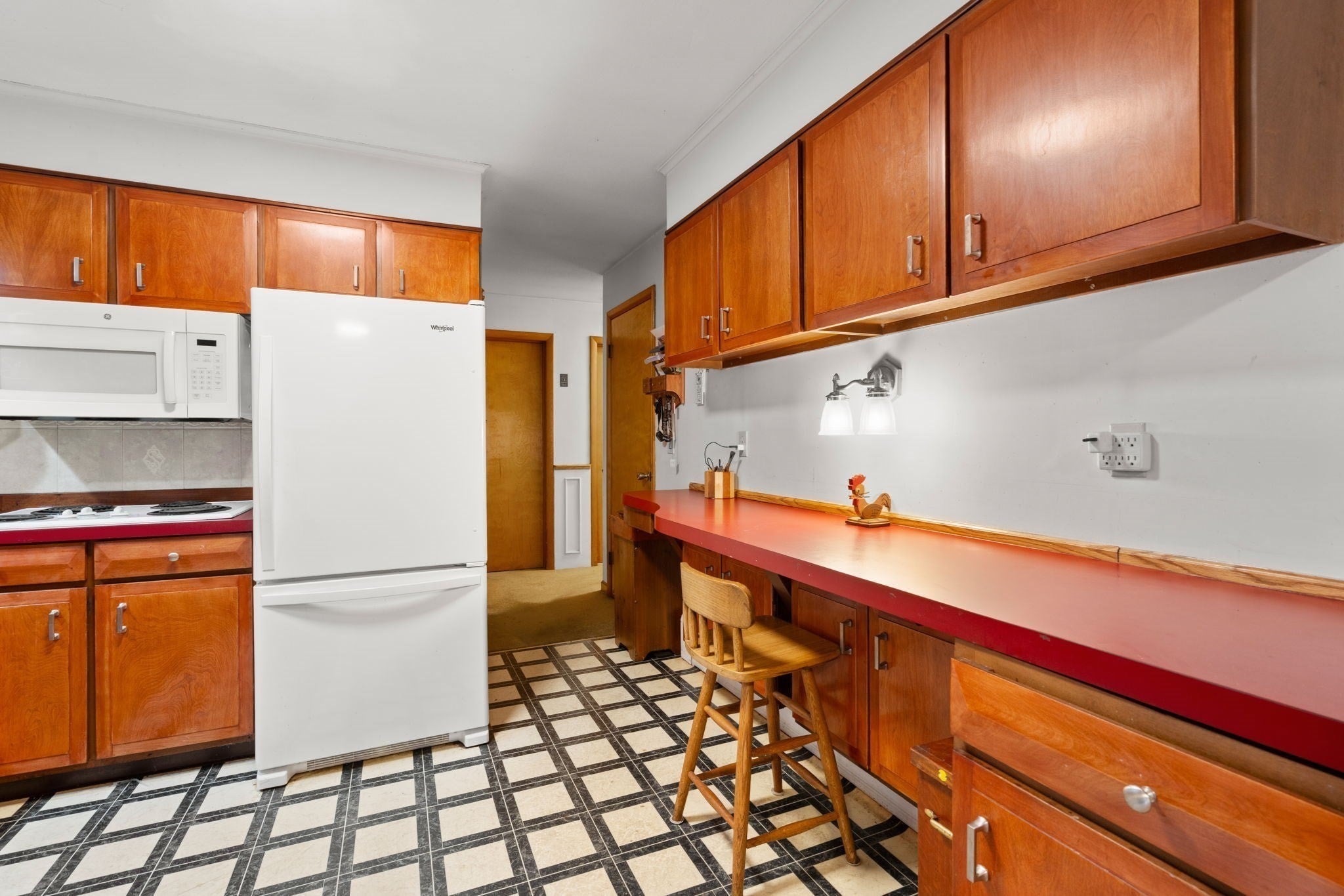 89 Arthur Street, Chicopee, MA Photo #16