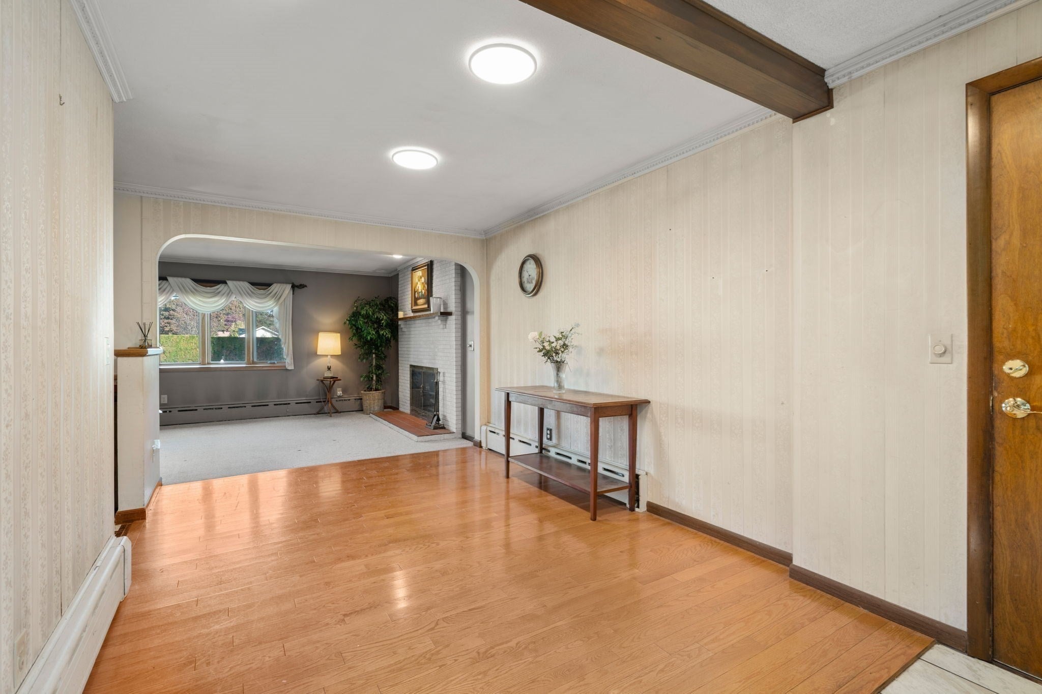 89 Arthur Street, Chicopee, MA Photo #8