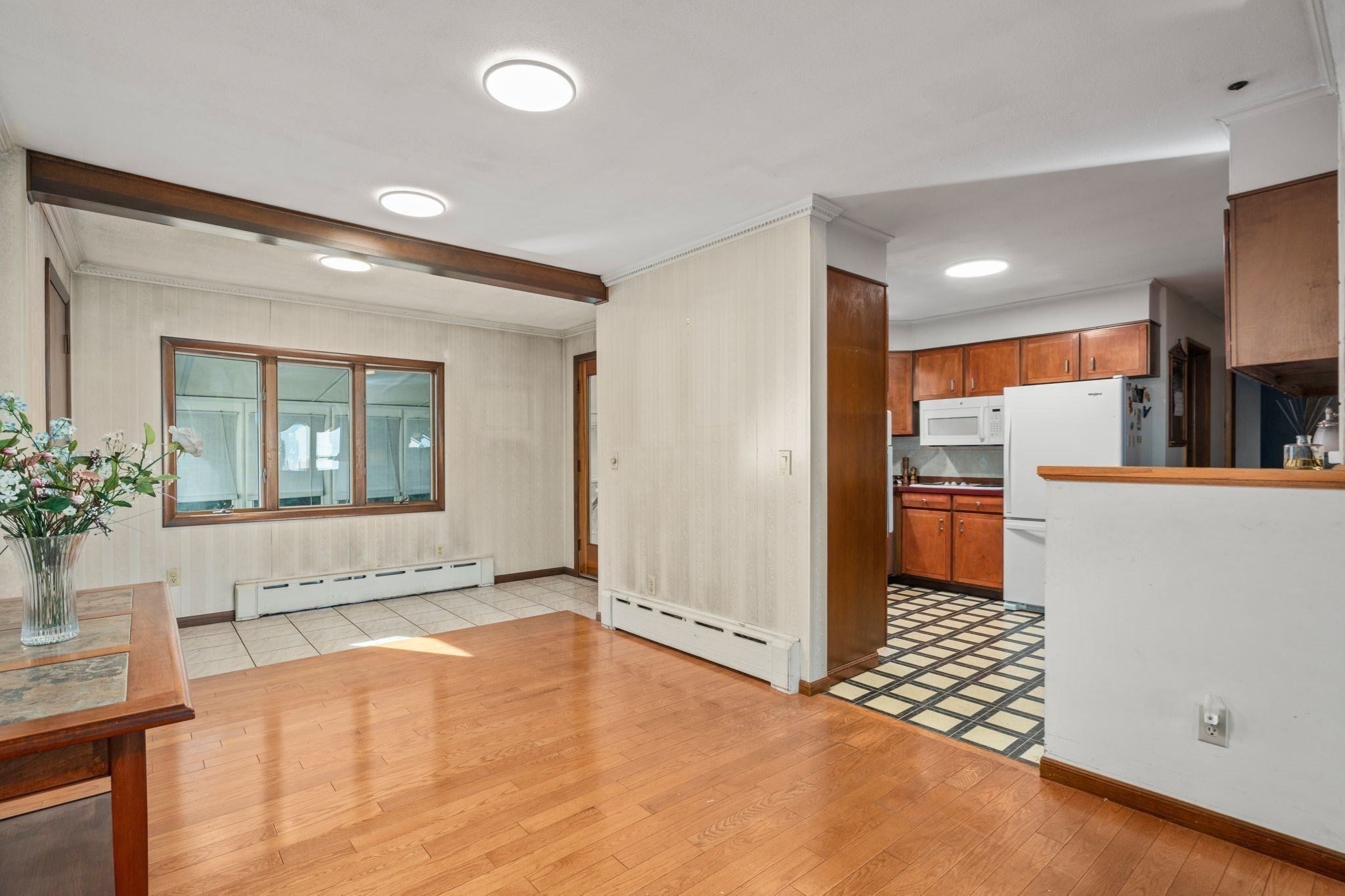 89 Arthur Street, Chicopee, MA Photo #10