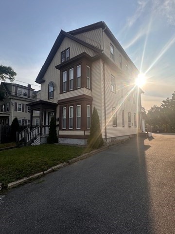 361 N Montello