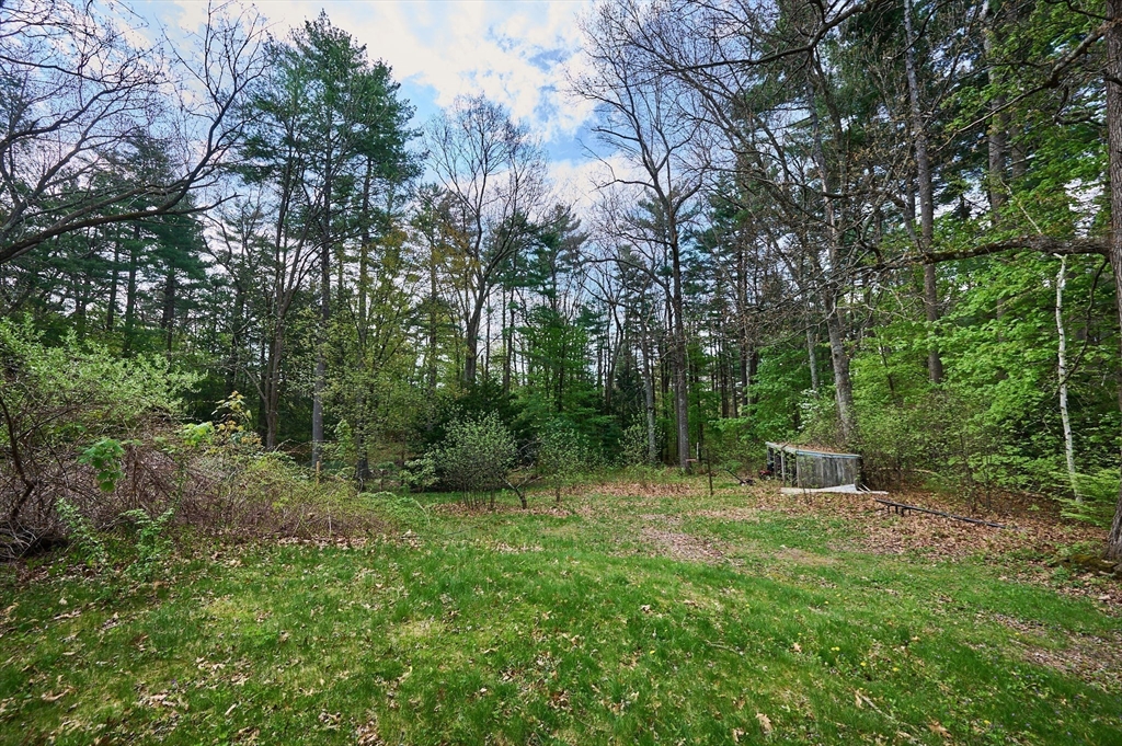 12 Pomeroy St, Easthampton, MA, 12 Pomeroy St, Easthampton, MA Photo #31