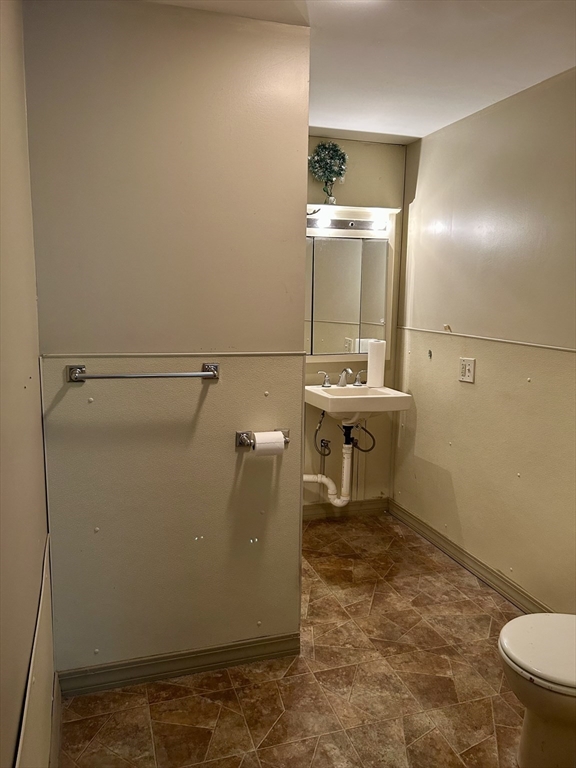 12 Pomeroy St, Easthampton, MA, 12 Pomeroy St, Easthampton, MA Photo #21