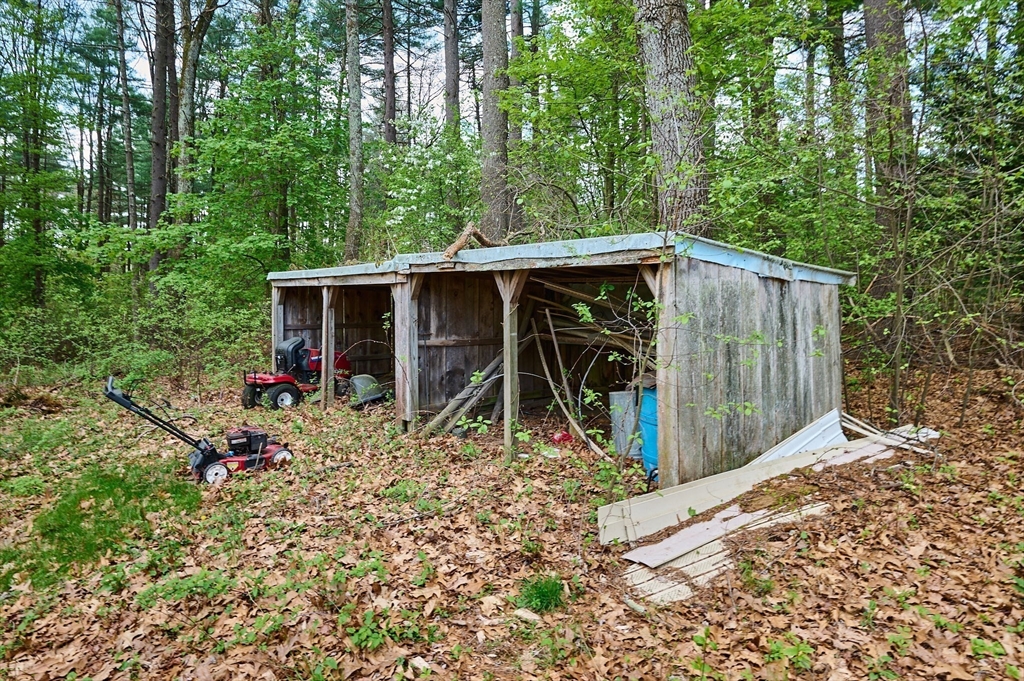 12 Pomeroy St, Easthampton, MA, 12 Pomeroy St, Easthampton, MA Photo #35