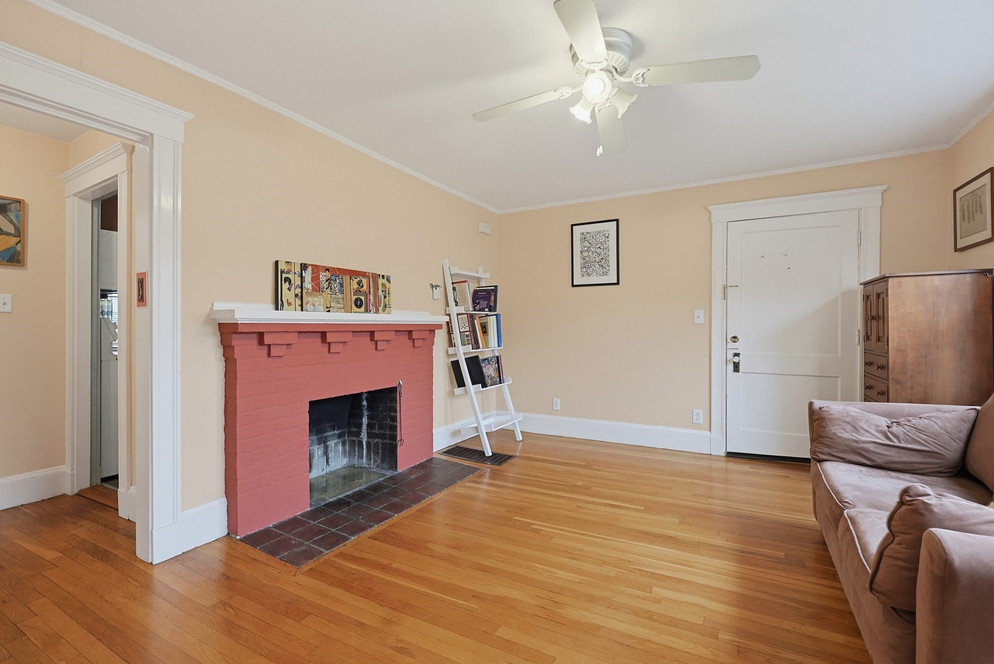 5 Walnut St 1