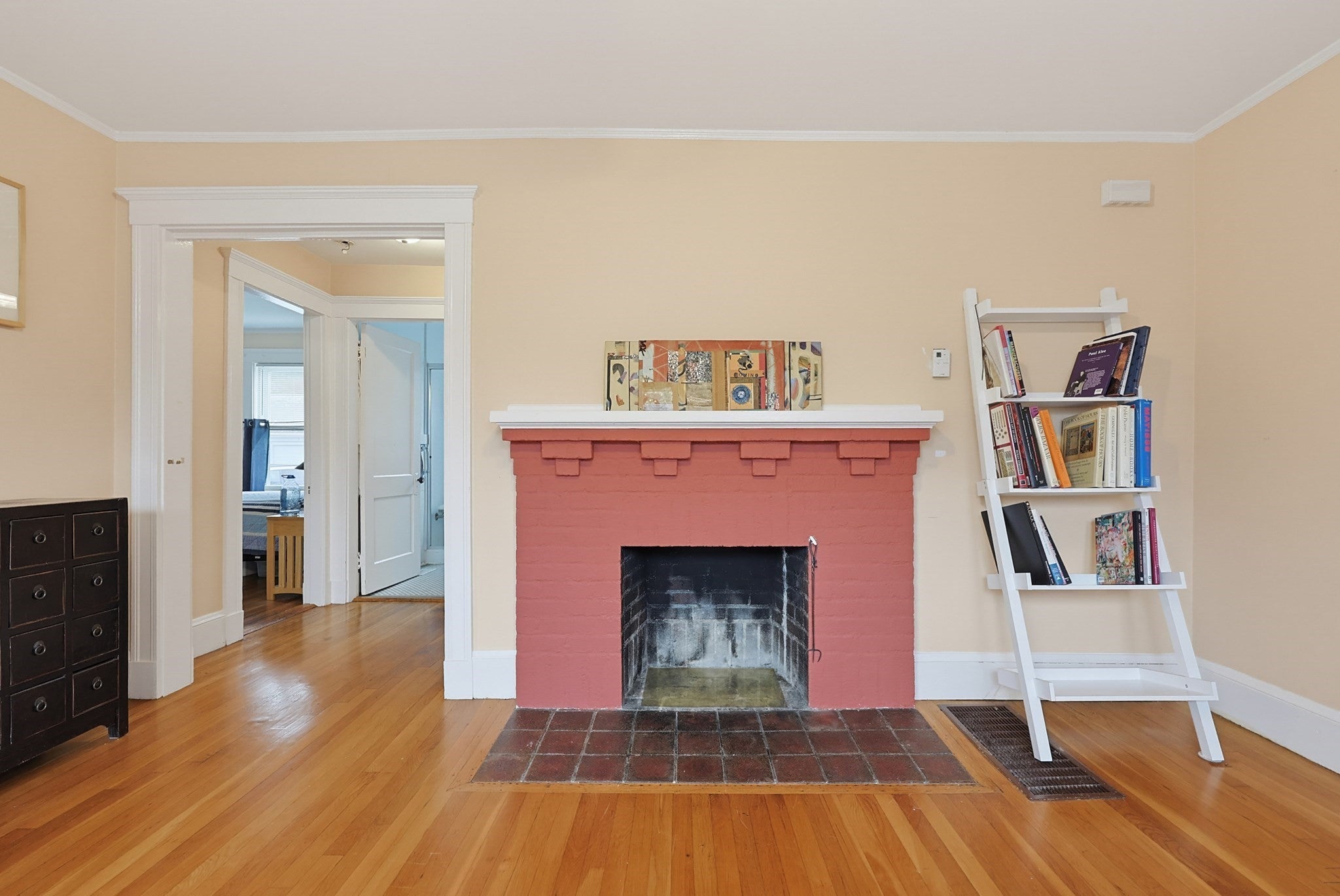 5 Walnut St 1