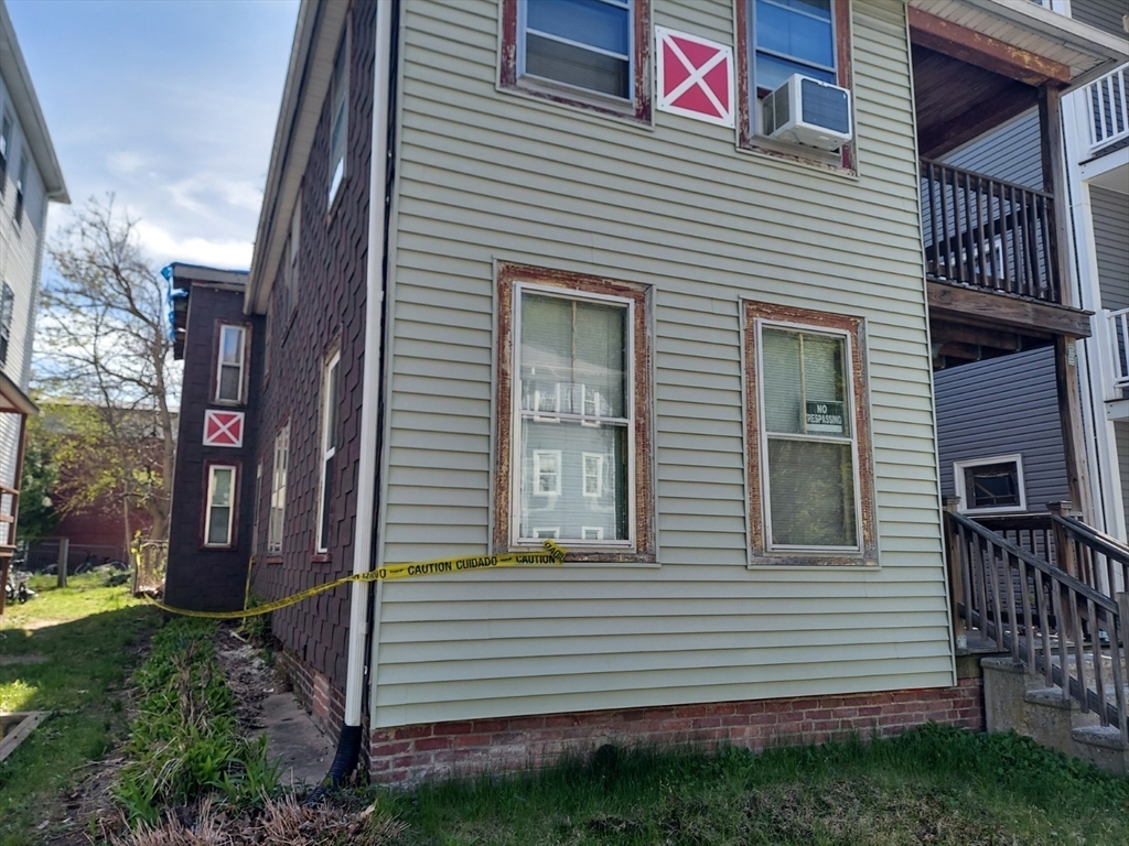 63 Charlotte St
